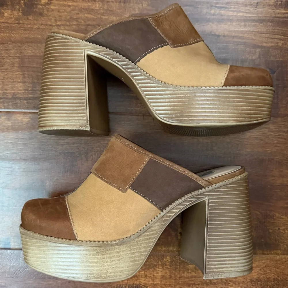 Steve Madden Two-Tone Brown Suede Platform Mules - Picture 2 of 7